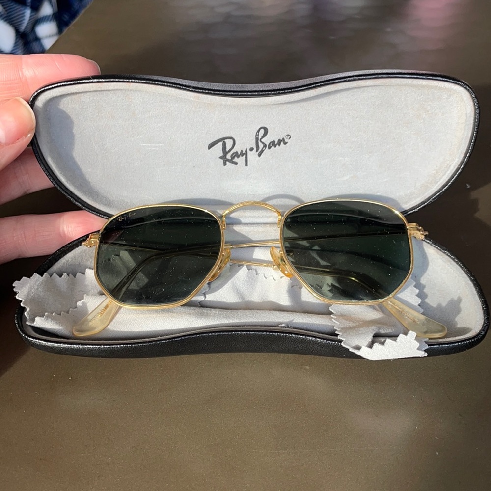 Vintage ray bans preowned